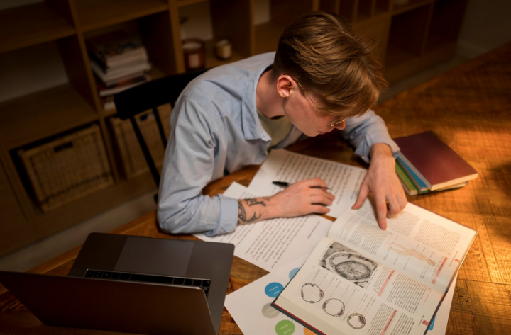 How to Apply for Scholarships Successfully